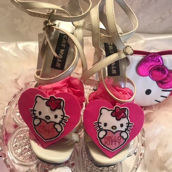 Adorable y2k hot pink heart ๐ glass platforms ๐๐ - Picture 3 of 13